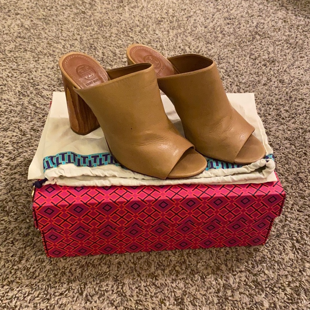 Tory Burch Raya Tan Leather Mules